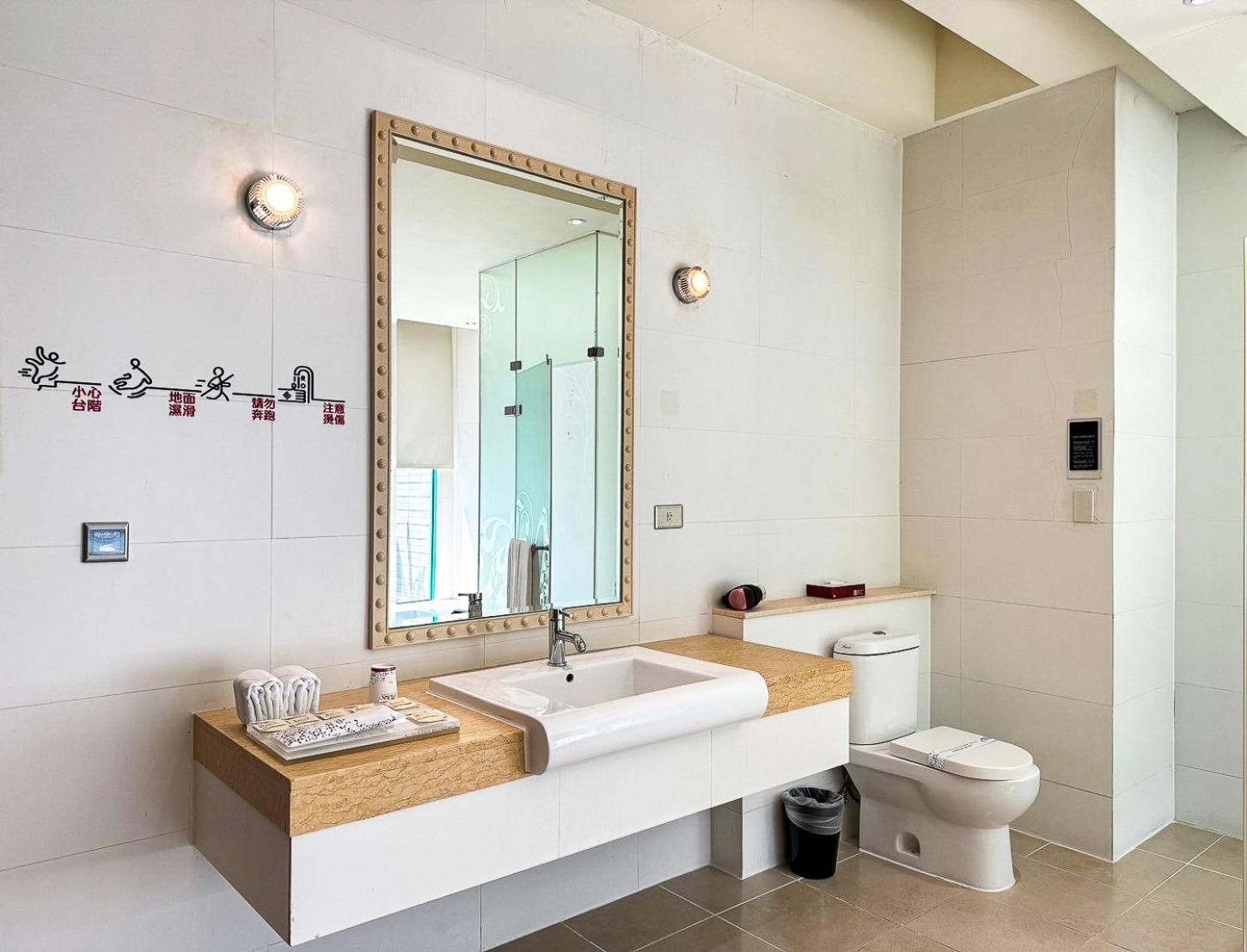 All-Ur Boutique Motel -Chia Yi Branch Цзяи Экстерьер фото