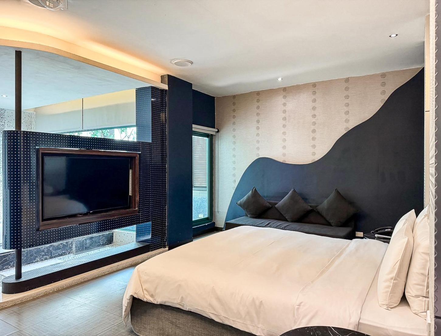All-Ur Boutique Motel -Chia Yi Branch Цзяи Экстерьер фото