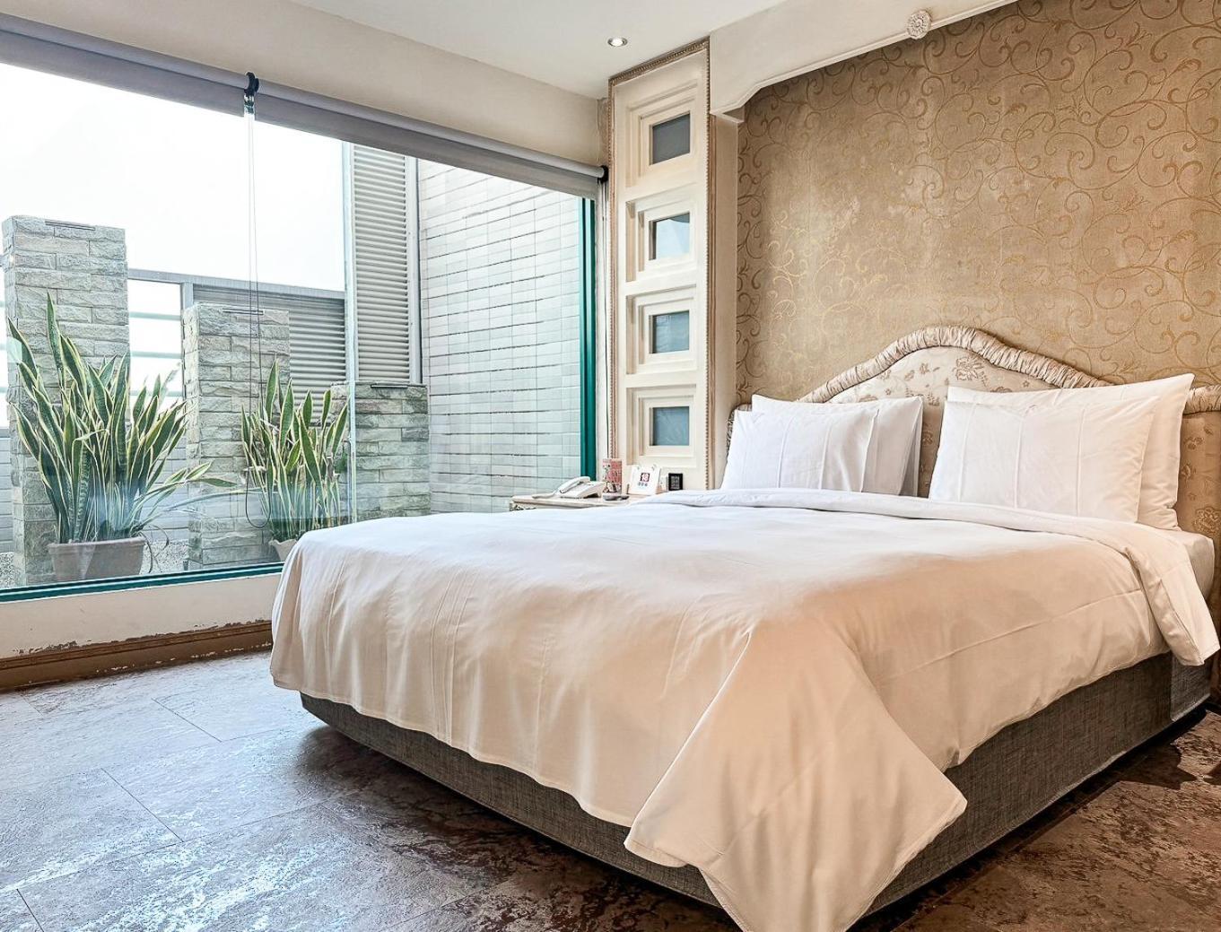 All-Ur Boutique Motel -Chia Yi Branch Цзяи Экстерьер фото
